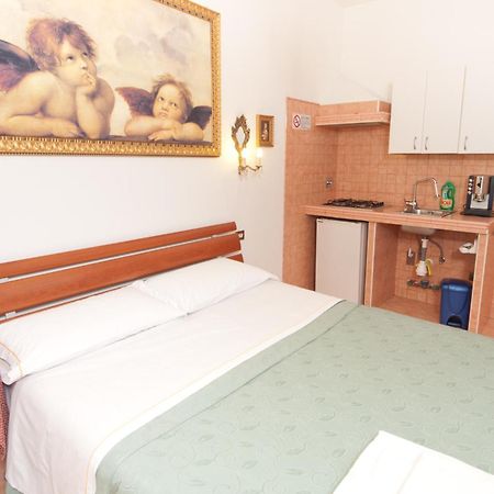 B&B Babri Simim Taj Roma Eksteriør bilde