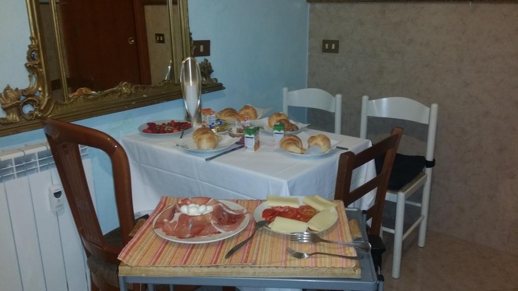 B&B Babri Simim Taj Roma Eksteriør bilde